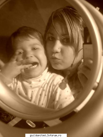 finutza:x aidaa!!!     nice to mee2...sa va vad...;;)